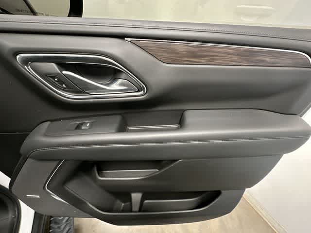 Thumbnail: 2022 Chevrolet Tahoe - 26