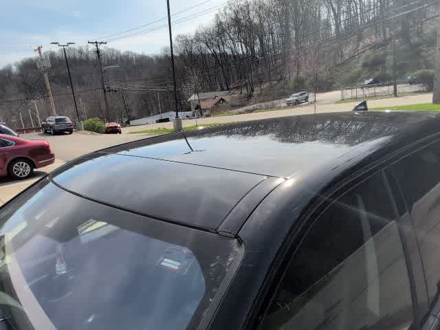 Thumbnail: 2018 Land Rover Discovery Sport - 14