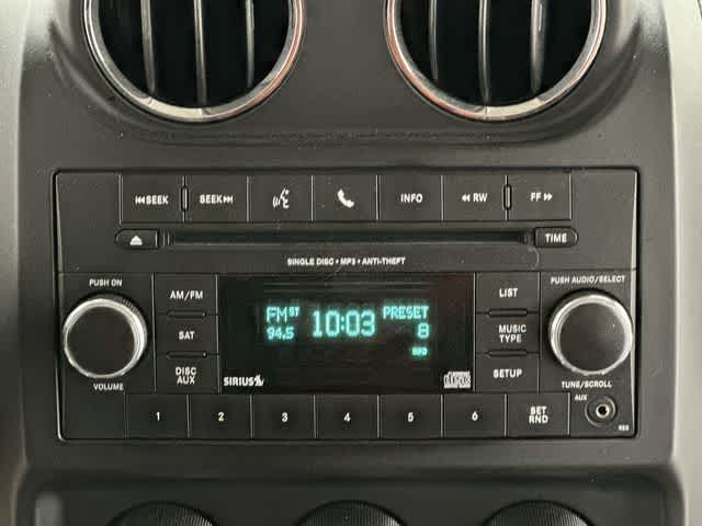 Thumbnail: 2015 Jeep Patriot - 10