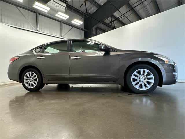 Thumbnail: 2014 Nissan Altima - 3