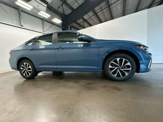 Thumbnail: 2026 Volkswagen Jetta - 3