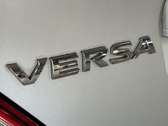 Thumbnail: 2012 Nissan Versa - 22