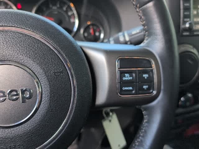 Thumbnail: 2018 Jeep Wrangler - 17