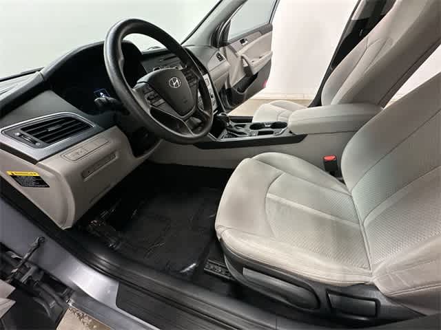 Thumbnail: 2017 Hyundai Sonata - 12