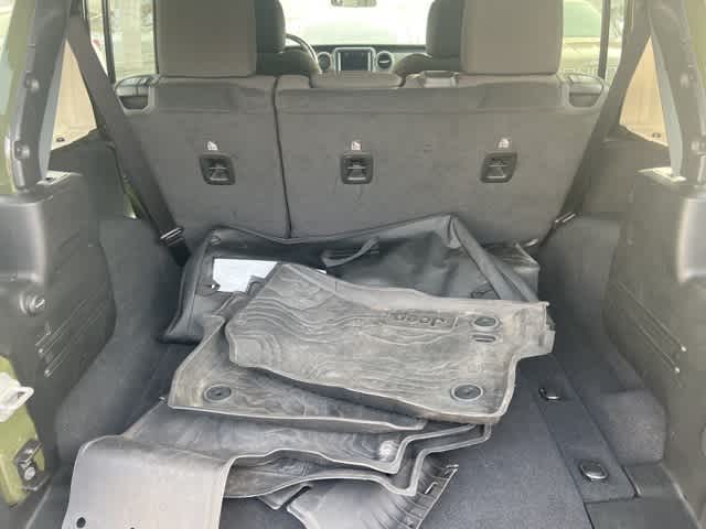 Thumbnail: 2022 Jeep Wrangler - 19