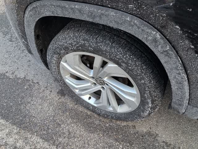 Thumbnail: 2023 Volkswagen Atlas - 10