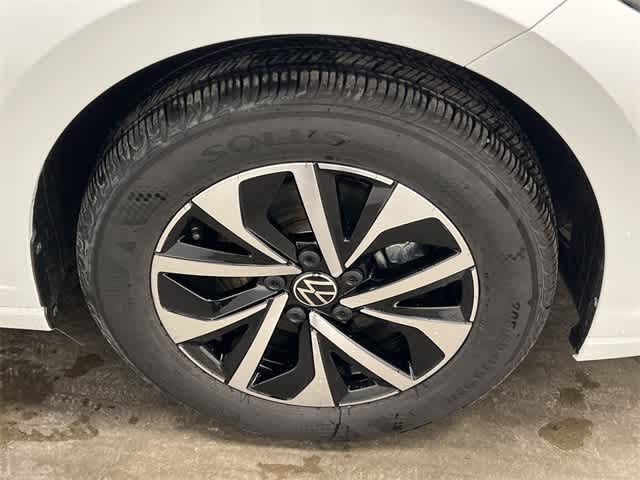 Thumbnail: 2025 Volkswagen Jetta - 5