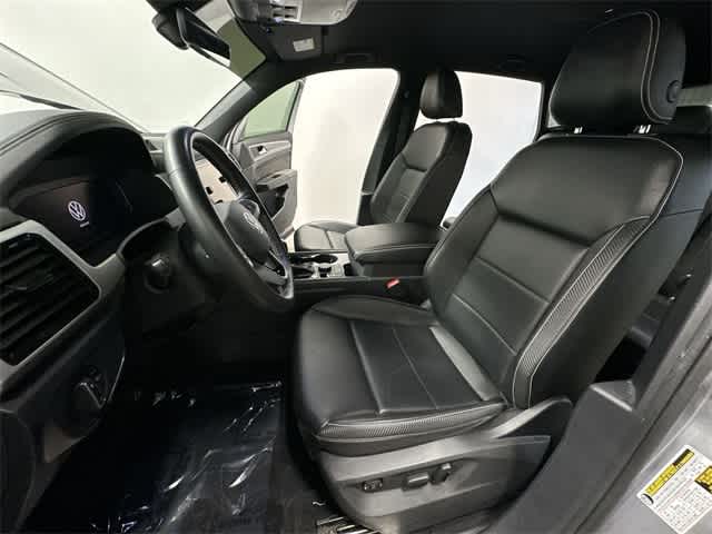 Thumbnail: 2022 Volkswagen Atlas - 17