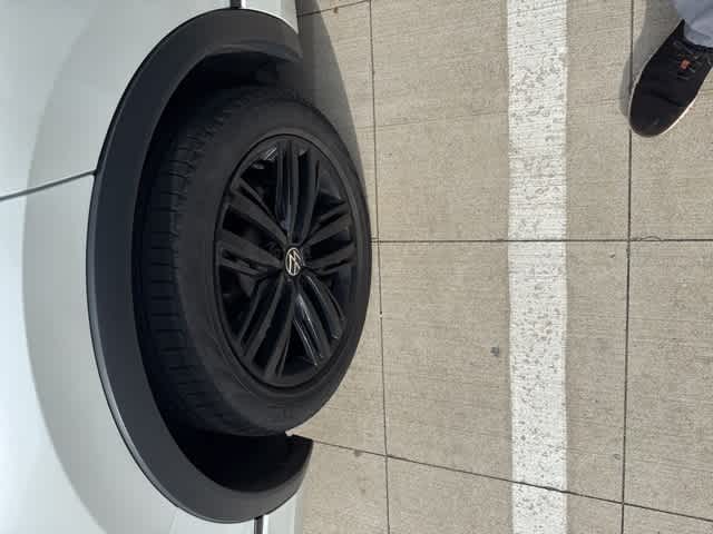 Thumbnail: 2022 Volkswagen Tiguan - 5