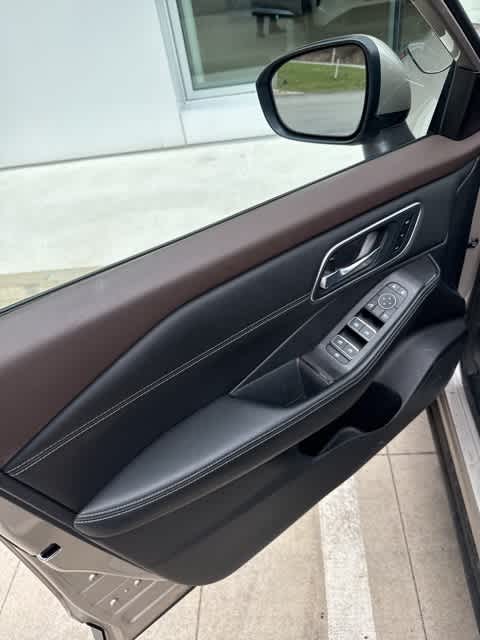 Thumbnail: 2021 Nissan Rogue - 13