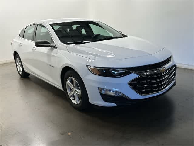 Thumbnail: 2022 Chevrolet Malibu - 30