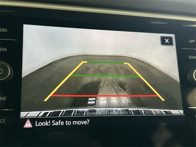 Thumbnail: 2023 Volkswagen Atlas - 14