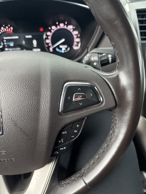 Thumbnail: 2017 Lincoln MKC - 16