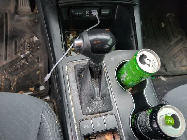 Thumbnail: 2017 Kia Sorento - 18