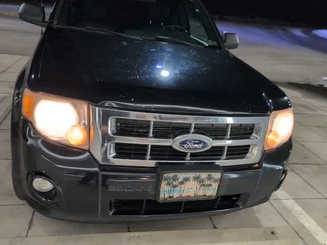 Thumbnail: 2010 Ford Escape - 8