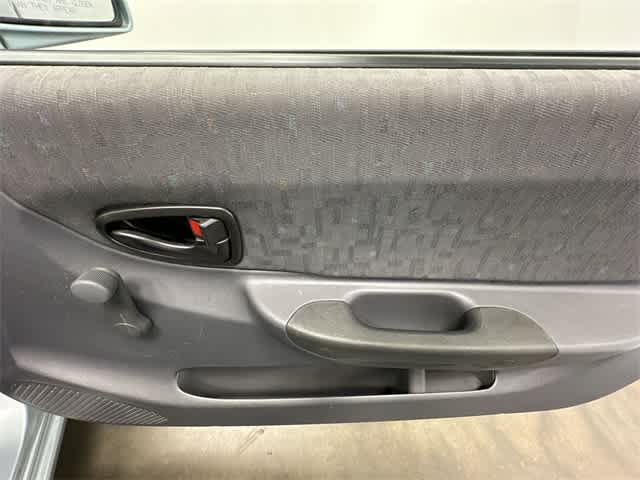 2003 Hyundai Accent  17