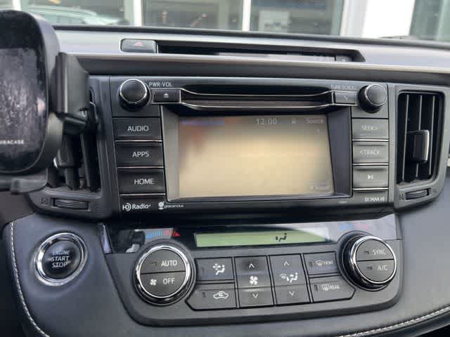 Thumbnail: 2018 Toyota RAV4 - 16