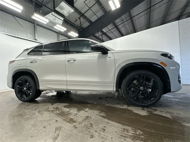 Thumbnail: 2026 Volkswagen Tiguan - 3