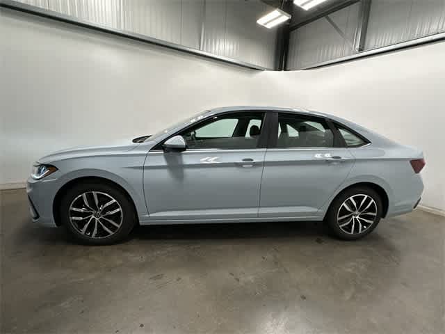 Thumbnail: 2026 Volkswagen Jetta - 2