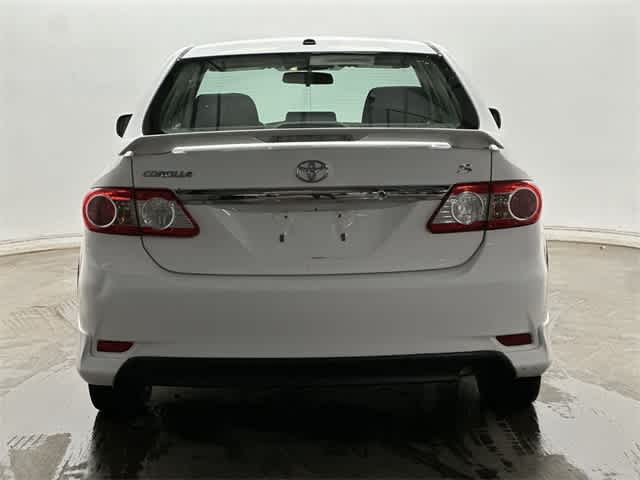 Thumbnail: 2013 Toyota Corolla - 4
