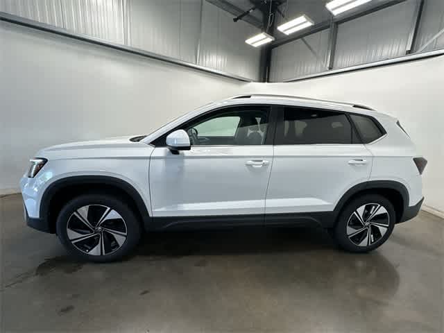 Thumbnail: 2025 Volkswagen Taos - 2