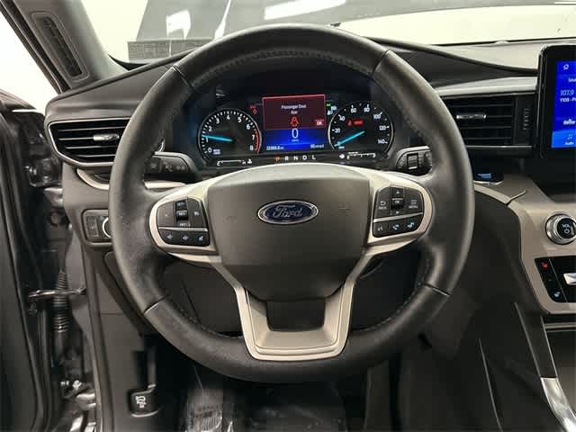 Thumbnail: 2022 Ford Explorer - 7