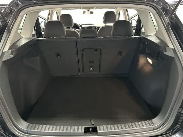 Thumbnail: 2023 Volkswagen Taos - 25