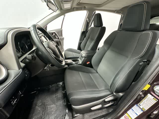 Thumbnail: 2016 Toyota RAV4 - 16