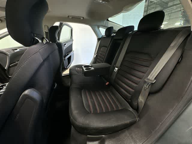 Thumbnail: 2015 Ford Fusion - 17