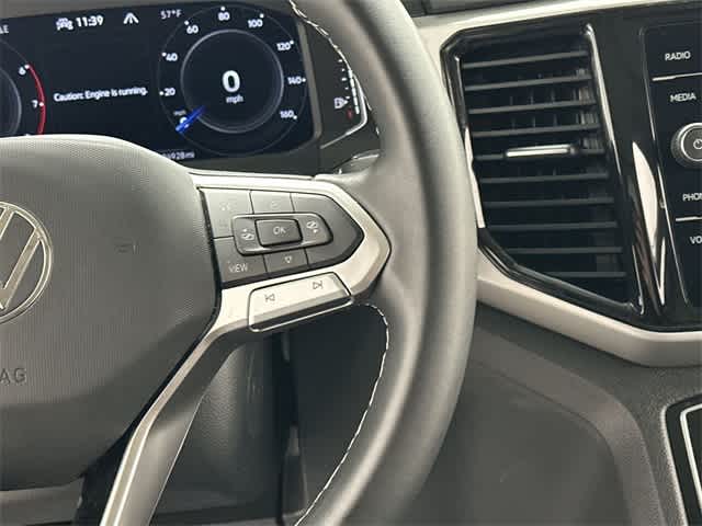 Thumbnail: 2022 Volkswagen Atlas - 11