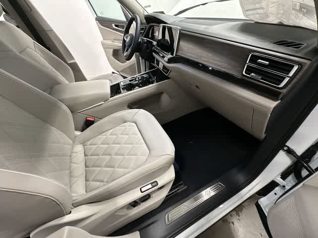 Thumbnail: 2026 Volkswagen Atlas - 23