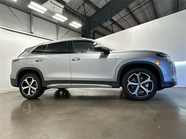 Thumbnail: 2025 Volkswagen Tiguan - 3