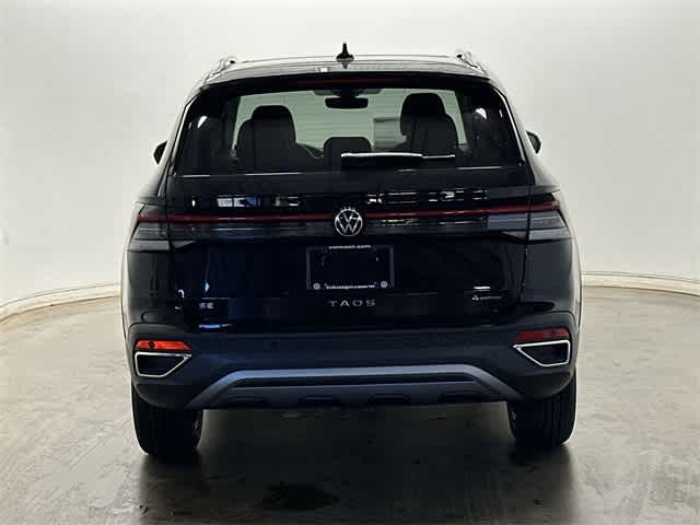 Thumbnail: 2025 Volkswagen Taos - 4
