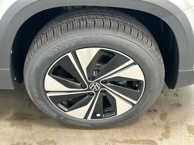 Thumbnail: 2026 Volkswagen Taos - 5