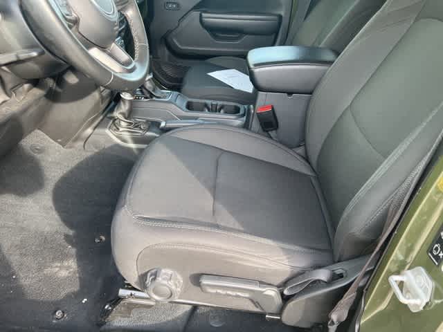 Thumbnail: 2022 Jeep Wrangler - 10