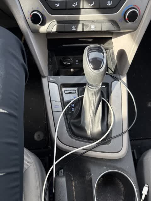 Thumbnail: 2018 Hyundai Elantra - 19