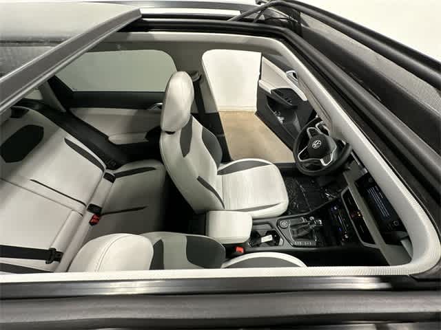 Thumbnail: 2025 Volkswagen Taos - 6