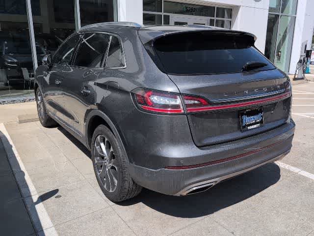 Thumbnail: 2022 Lincoln Nautilus - 2