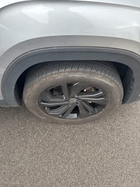 Thumbnail: 2023 Volkswagen Atlas - 4