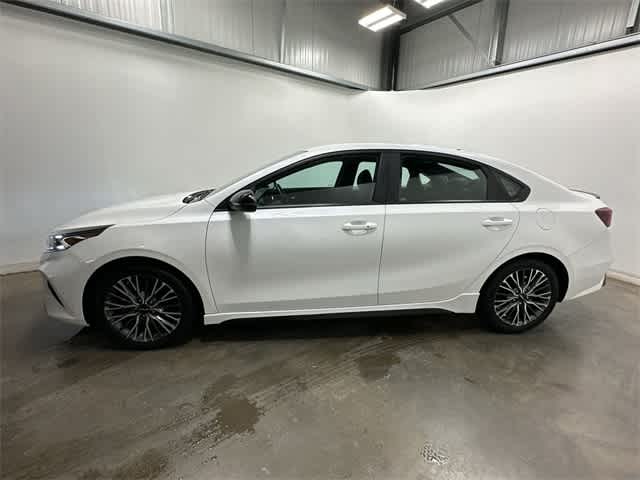 Thumbnail: 2023 Kia Forte - 2