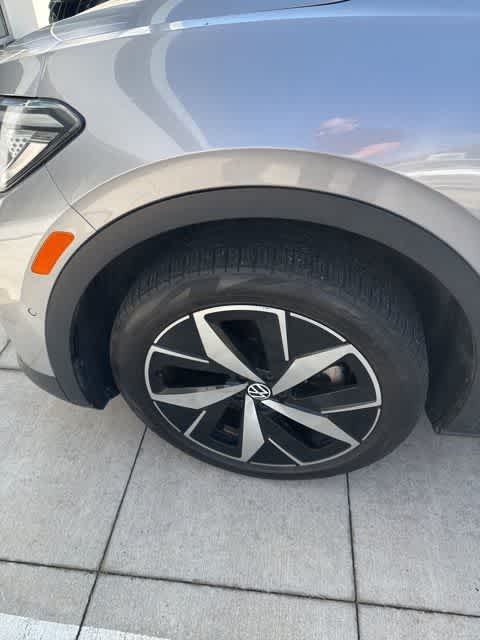 Thumbnail: 2023 Volkswagen ID.4 - 10