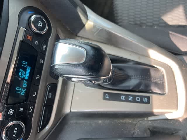 Thumbnail: 2012 Ford Focus - 17