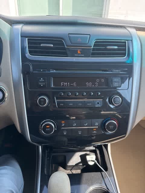 Thumbnail: 2014 Nissan Altima - 19