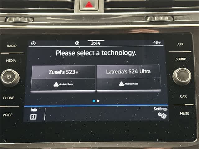 Thumbnail: 2024 Volkswagen Tiguan - 12