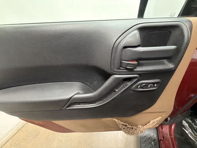 Thumbnail: 2012 Jeep Wrangler - 14