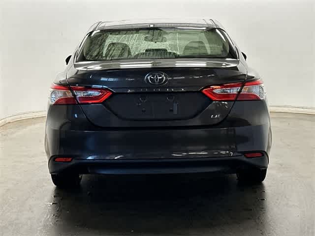 Thumbnail: 2018 Toyota Camry - 4