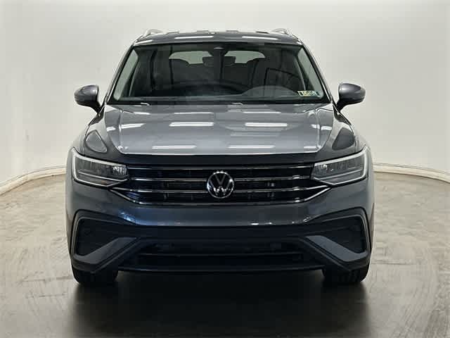 Thumbnail: 2022 Volkswagen Tiguan - 30