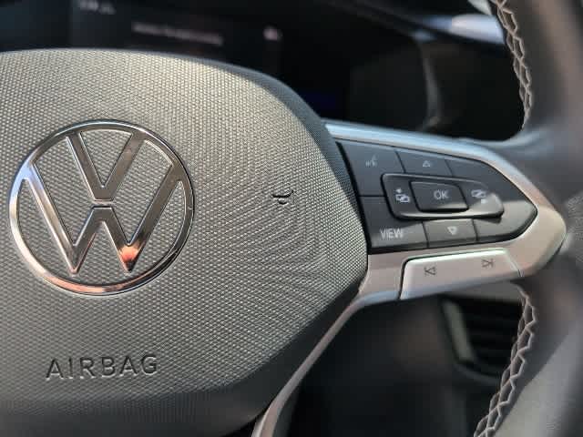 Thumbnail: 2022 Volkswagen Taos - 18