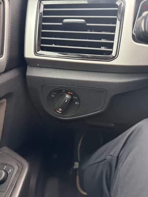 Thumbnail: 2023 Volkswagen Atlas - 16