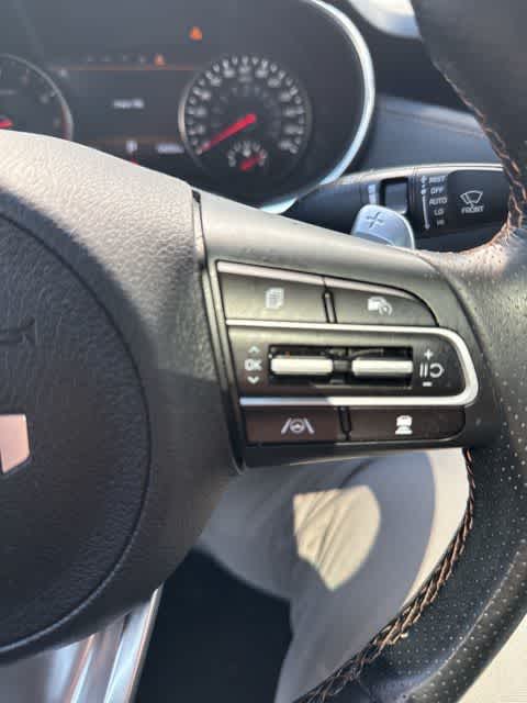 Thumbnail: 2023 Kia Stinger - 15